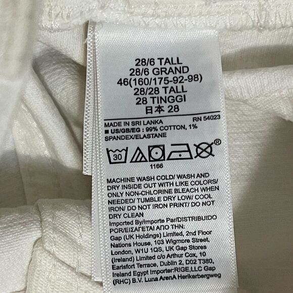 GAP Denim Shorts Size 6/28 Tall White NWT 6" Inseam Cheeky Raw Hem High Rise - Picture 11 of 11